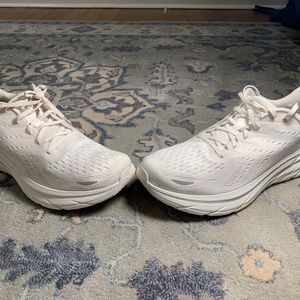 Hoka Clifton 8